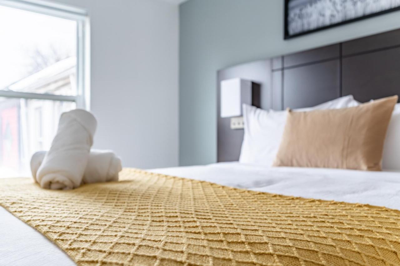Kensington Place Apartments 토론토 외부 사진